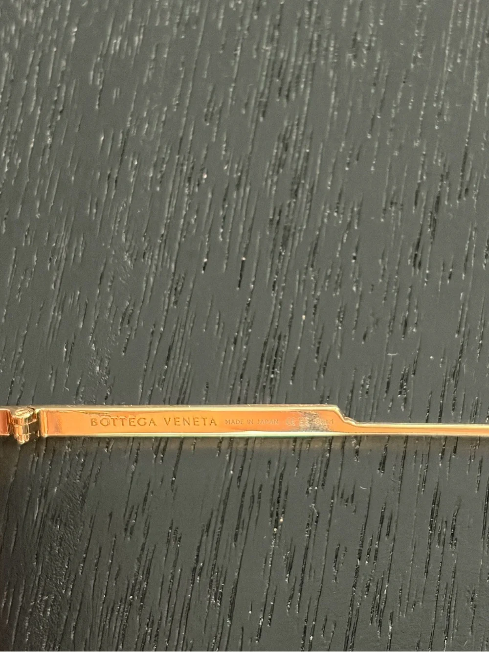N/A crafted gold